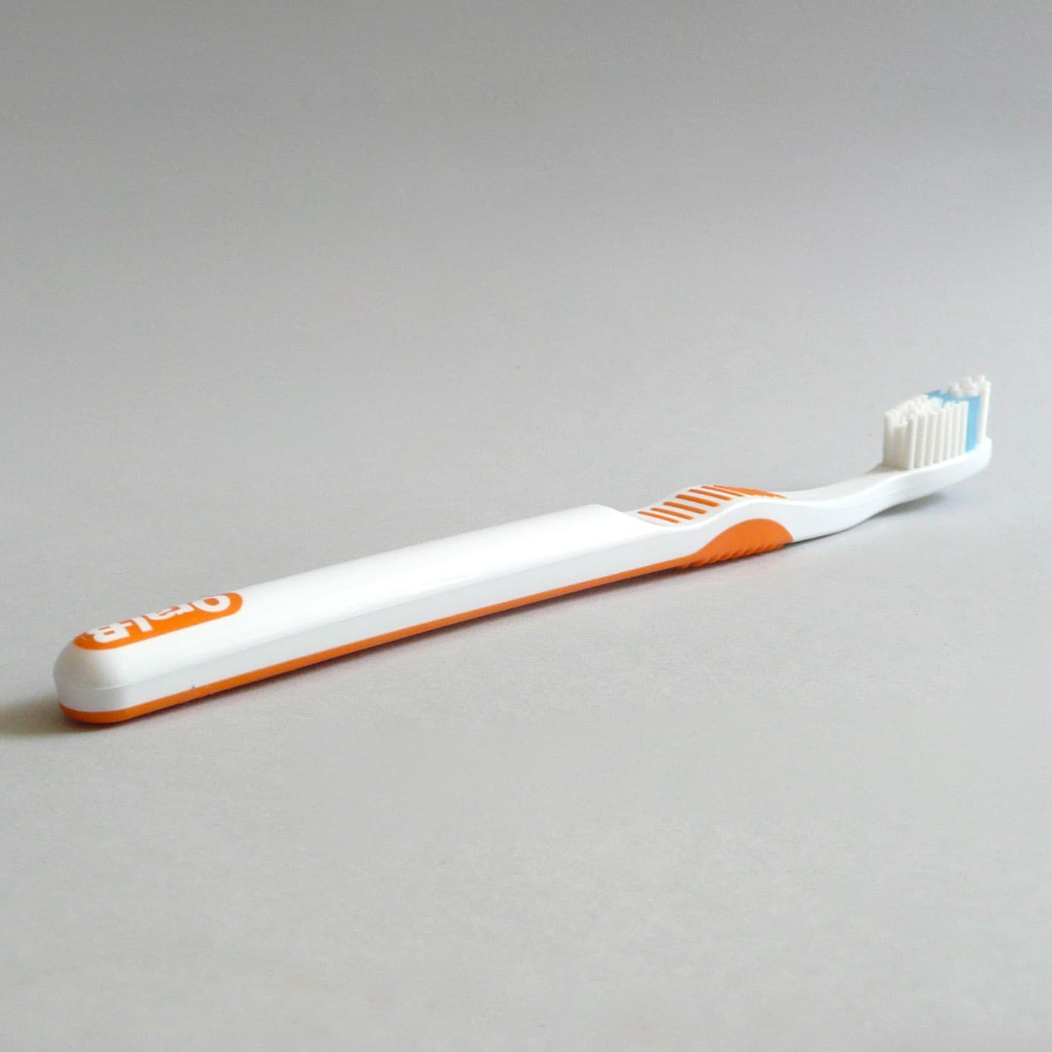 Oral B Advantage source image 1