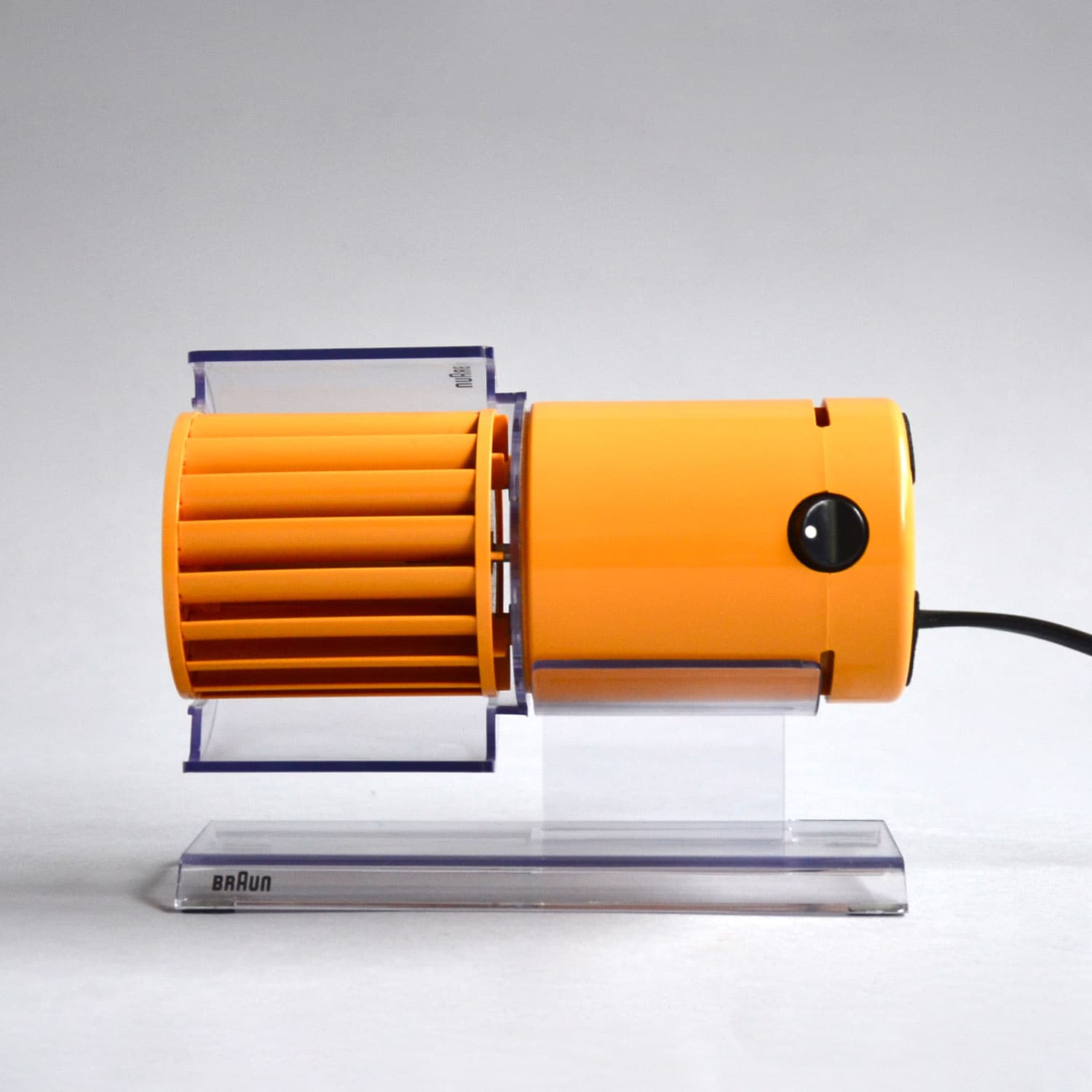 HL 70 (orange) source image 1
