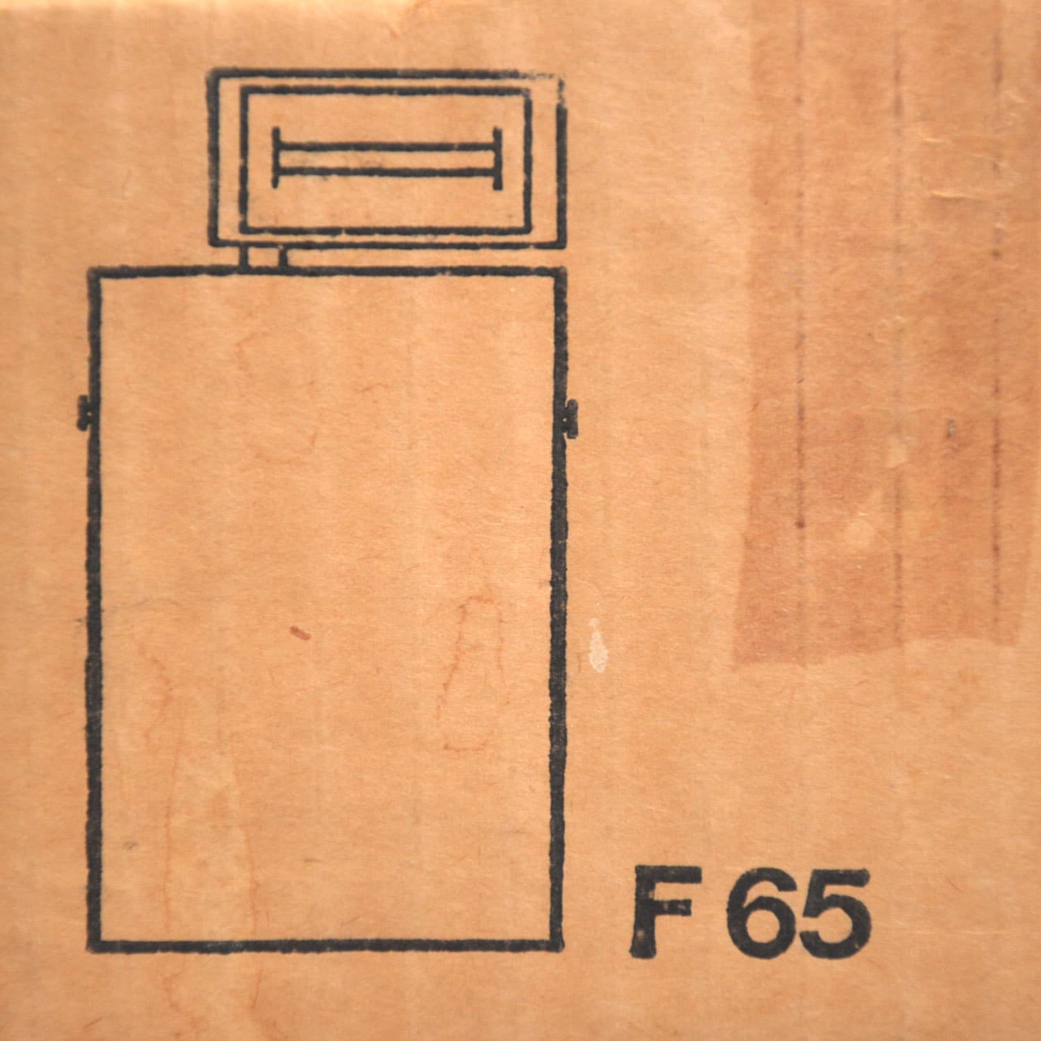 F 65 flash unit source image 3