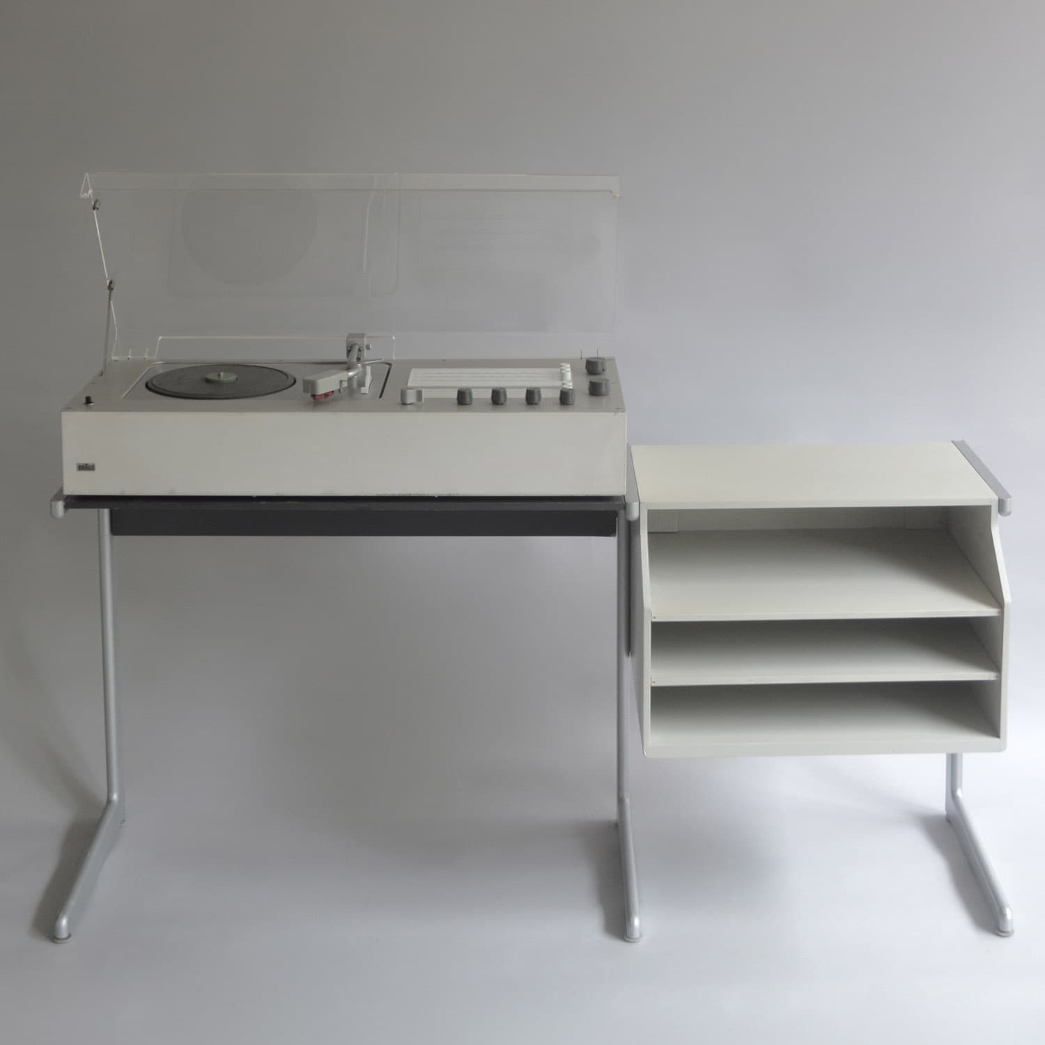 audio 1 w/ kangaroo stand source image 1