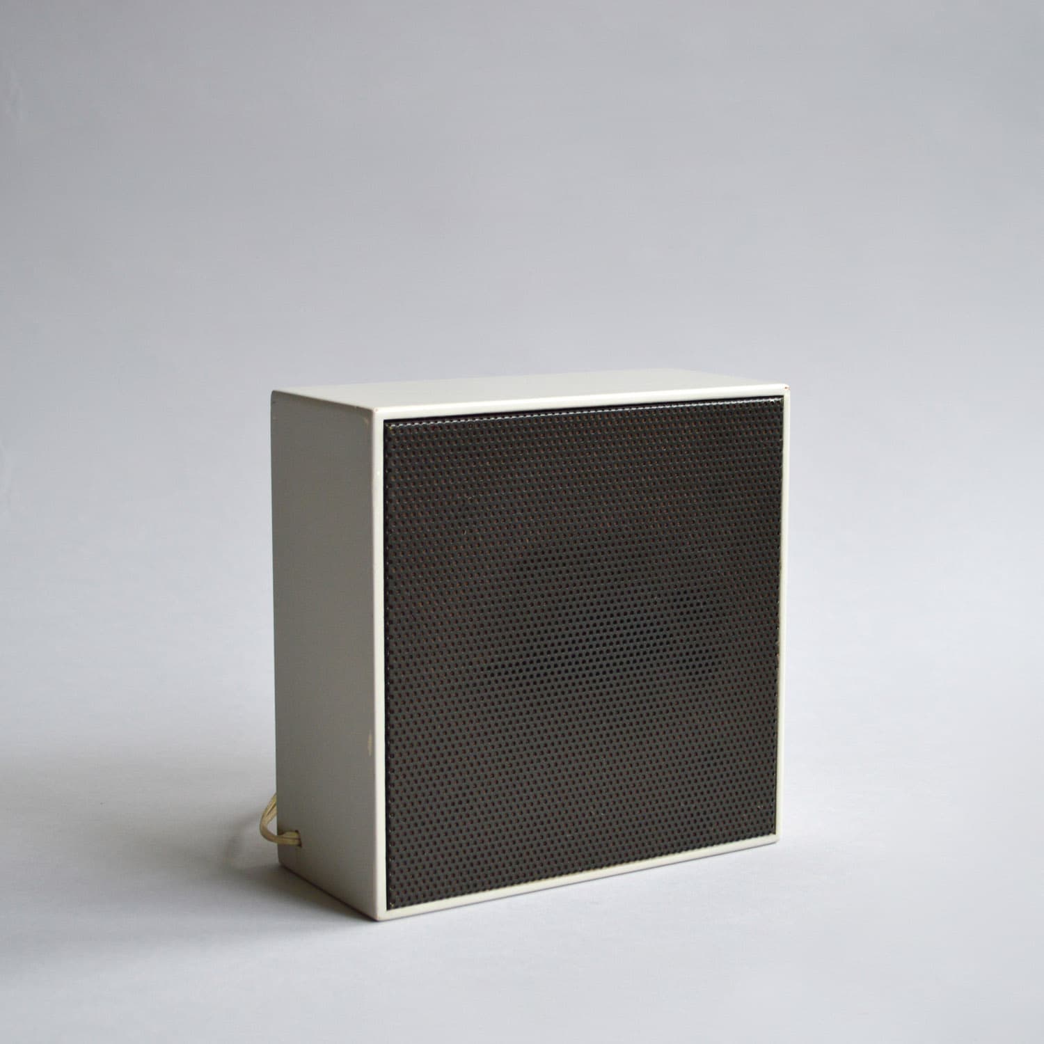L 02 source image 1