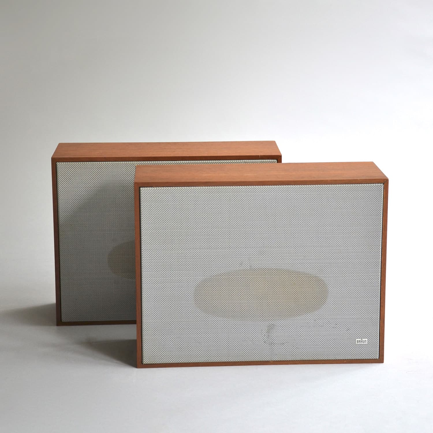 L 250 teak speaker source image 1