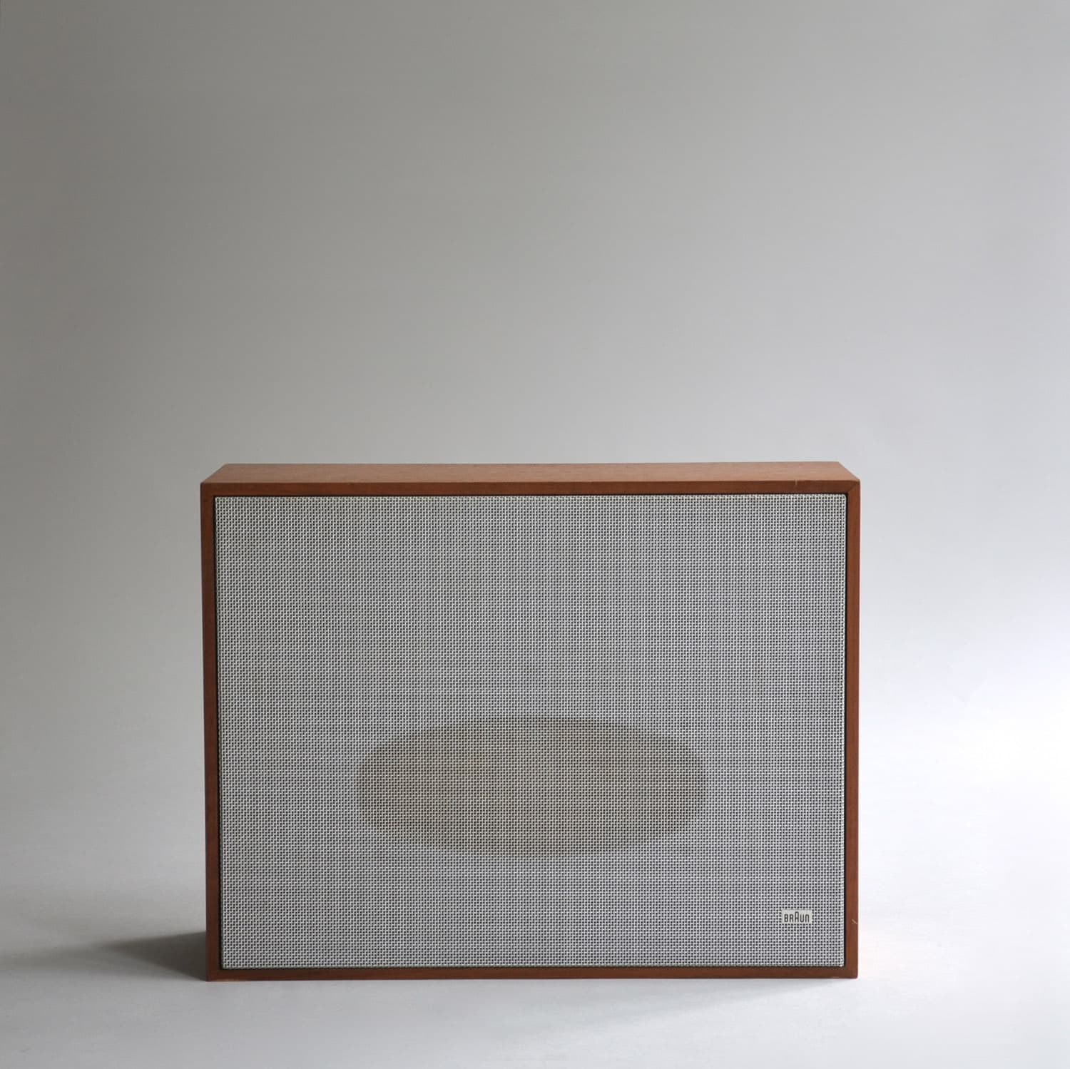 L 250 teak speaker source image 2